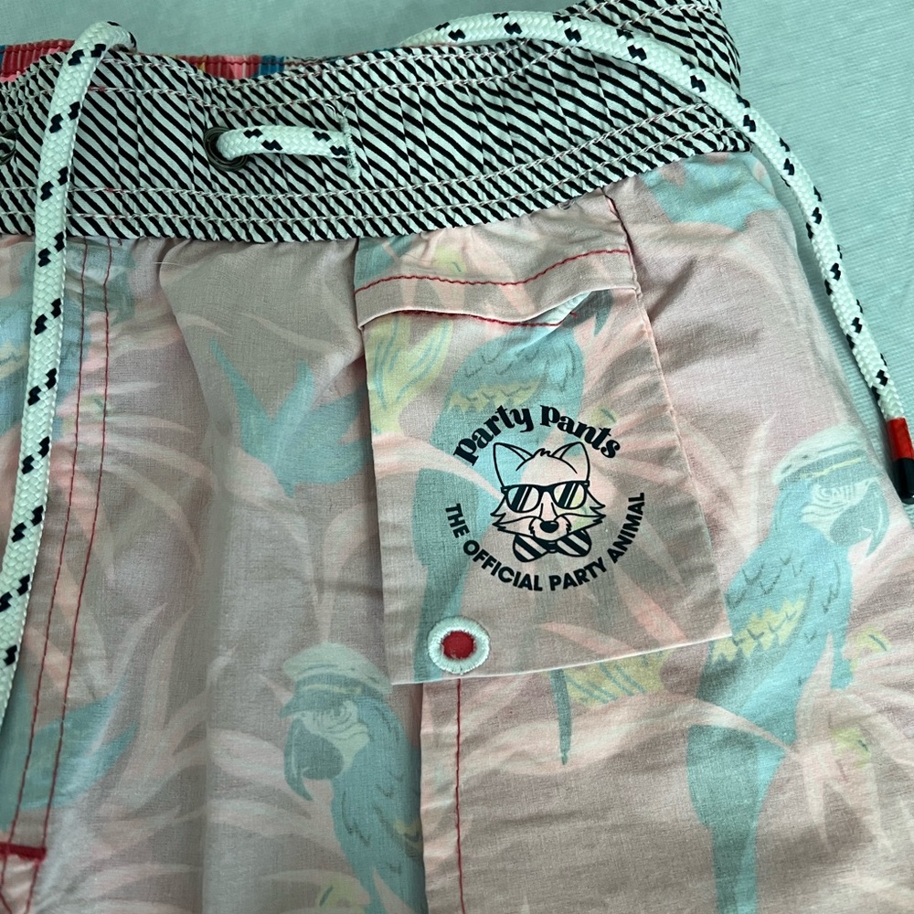 Parrot party pants - Picture 9 of 10